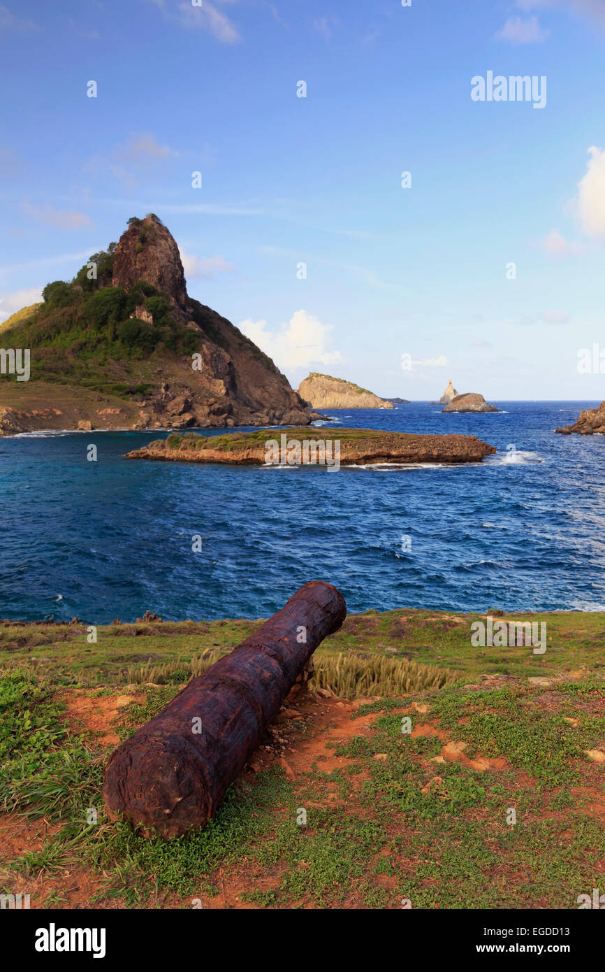 Brasilien, Fernando De Noronha, Coastal Landschaft in der Nähe von Sueste Bay Stockfoto