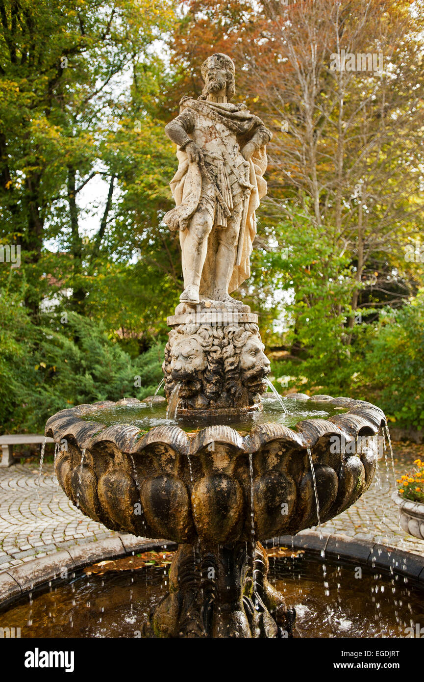 Welfenbrunnen Brunnen im Kloster Rottenbuch, Rottenbuch, Weilheim-Schongau, Upper Bavaria, Bavaria, Germany Stockfoto