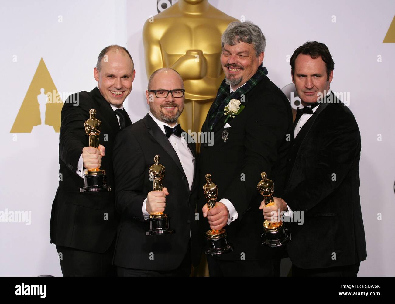 Los Angeles, CA, USA. 22. Februar 2015. Paul Franklin, Andrew Lockley, Ian Hunter, Scott Fischer im Presseraum für die 87. Academy Awards Oscars 2015 - drücken Sie auf Platz 3, das Dolby Theater in Hollywood und Highland Center, Los Angeles, CA 22. Februar 2015. © James Atoa/Everett Collection/Alamy Live-Nachrichten Stockfoto