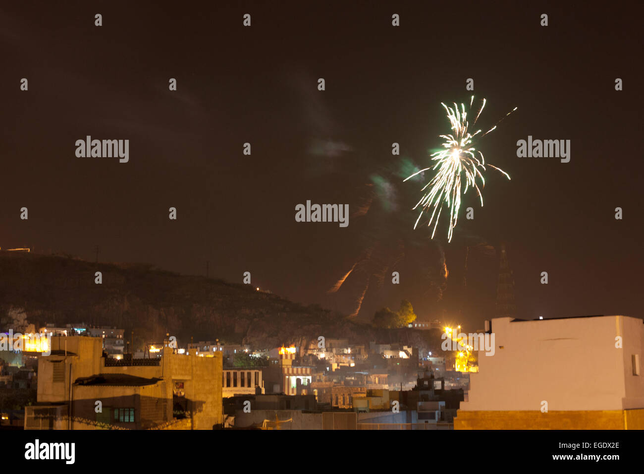 Nacht-Ansicht von Jodhpur mit Feuerwerk Stockfoto