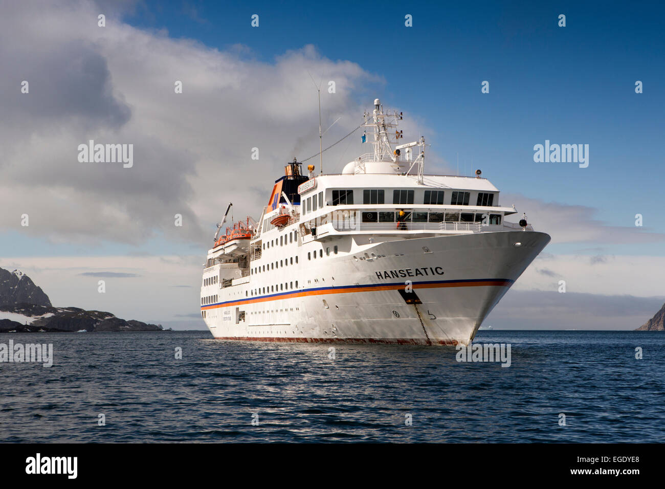 Süd-Orkney-Inseln, Antarktis Kreuzfahrt Schiff MS Hanseatic auf Laurie Island Stockfoto