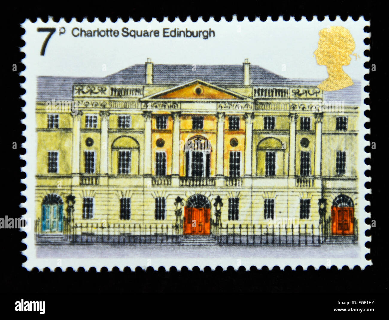 Briefmarke. Great Britain. Königin Elizabeth II. 1975. europäischen architektonischen Erbes Jahr. Charlotte Square, Edinburgh. 7p. Stockfoto