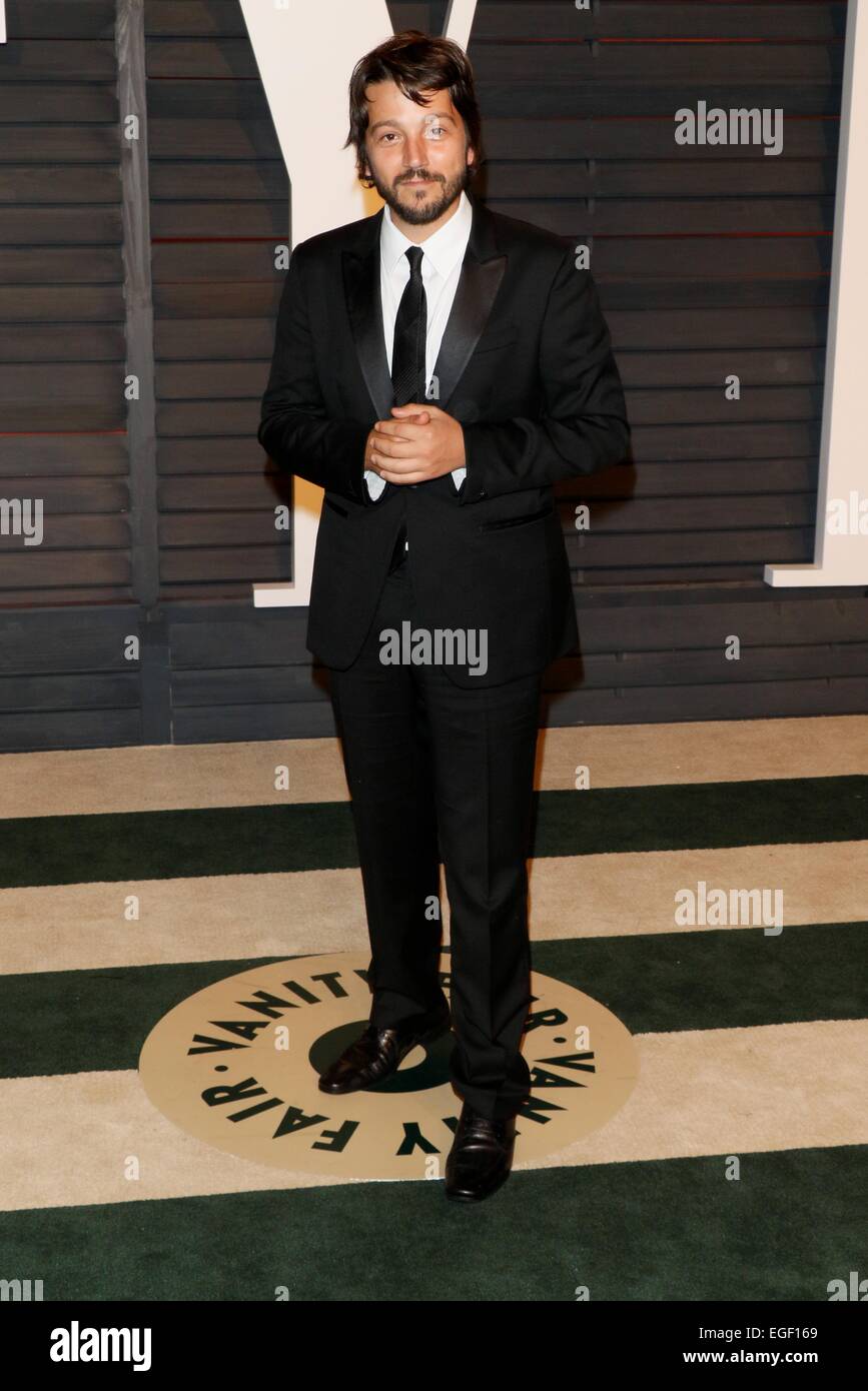 Schauspieler Diego Luna besucht der Vanity Fair Oscar Party im Wallis Annenberg Center für darstellende Künste in Beverly Hills, Los Angeles, USA, am 22. Februar 2015. Foto: Hubert Boesl /dpa - NO-Draht-Dienst- Stockfoto