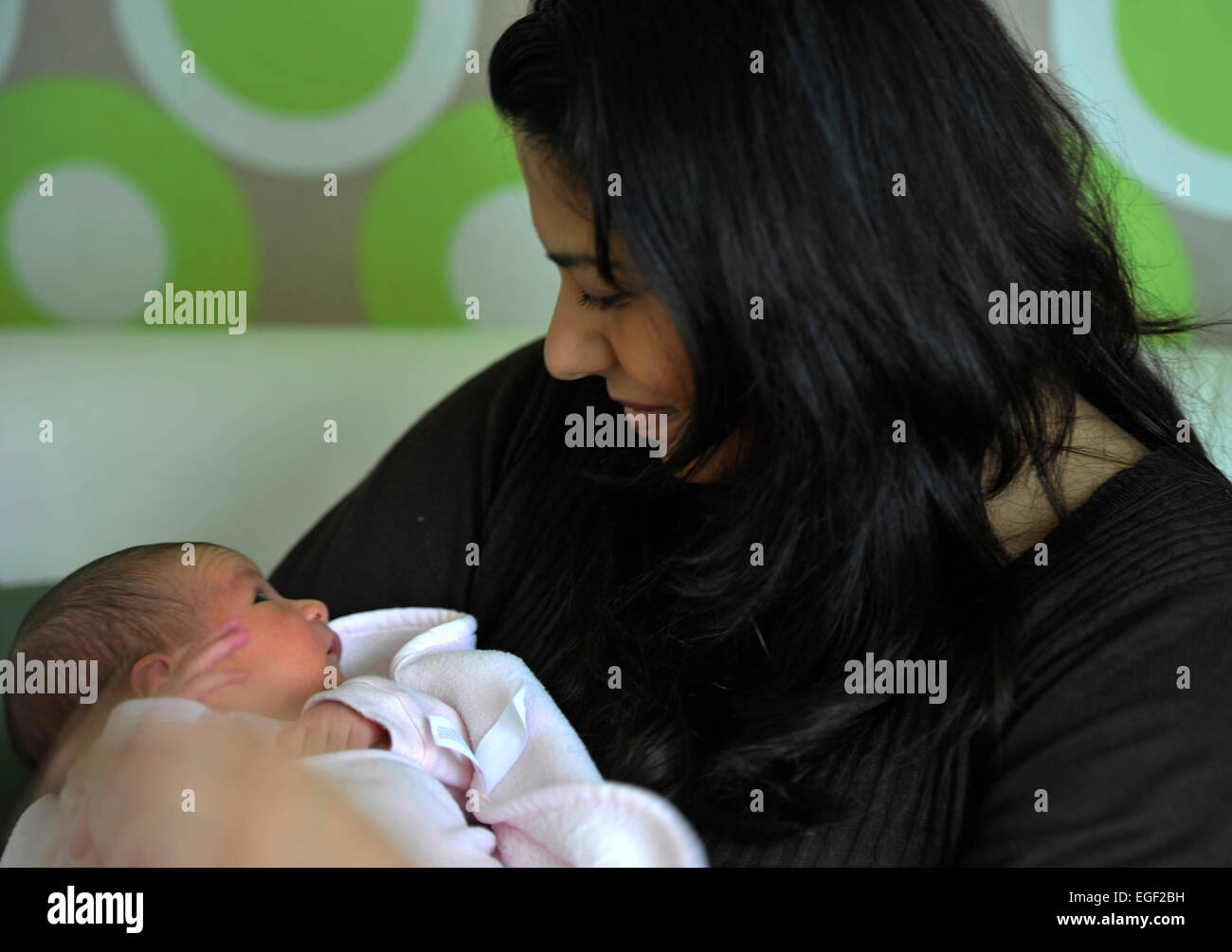 Paare, die eltern Fotos und Bildmaterial in hoher Auflösung Alamy