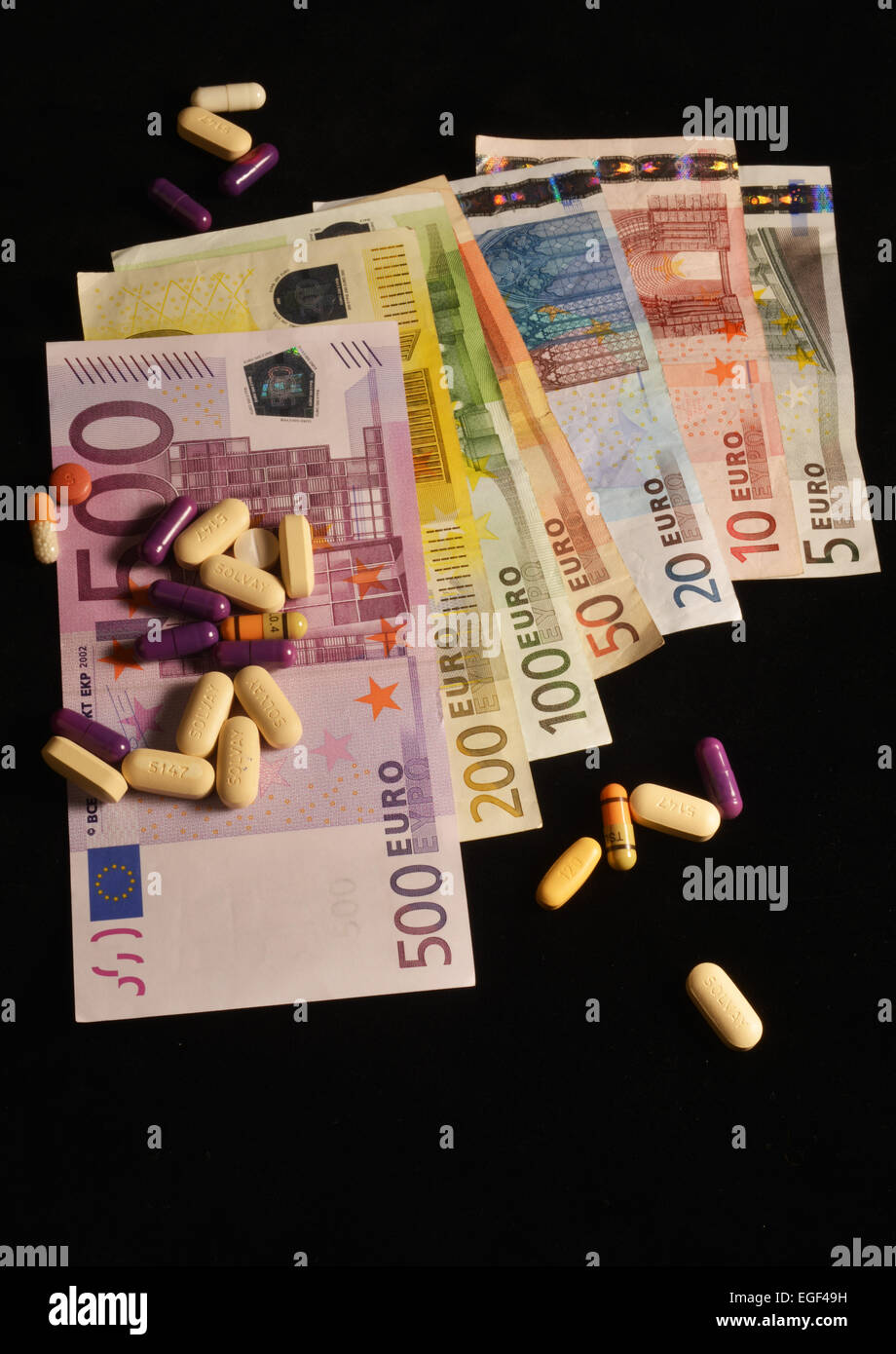Symbolische Foto im Zusammenhang mit Medizin, Bestechung und Korruption. Stockfoto