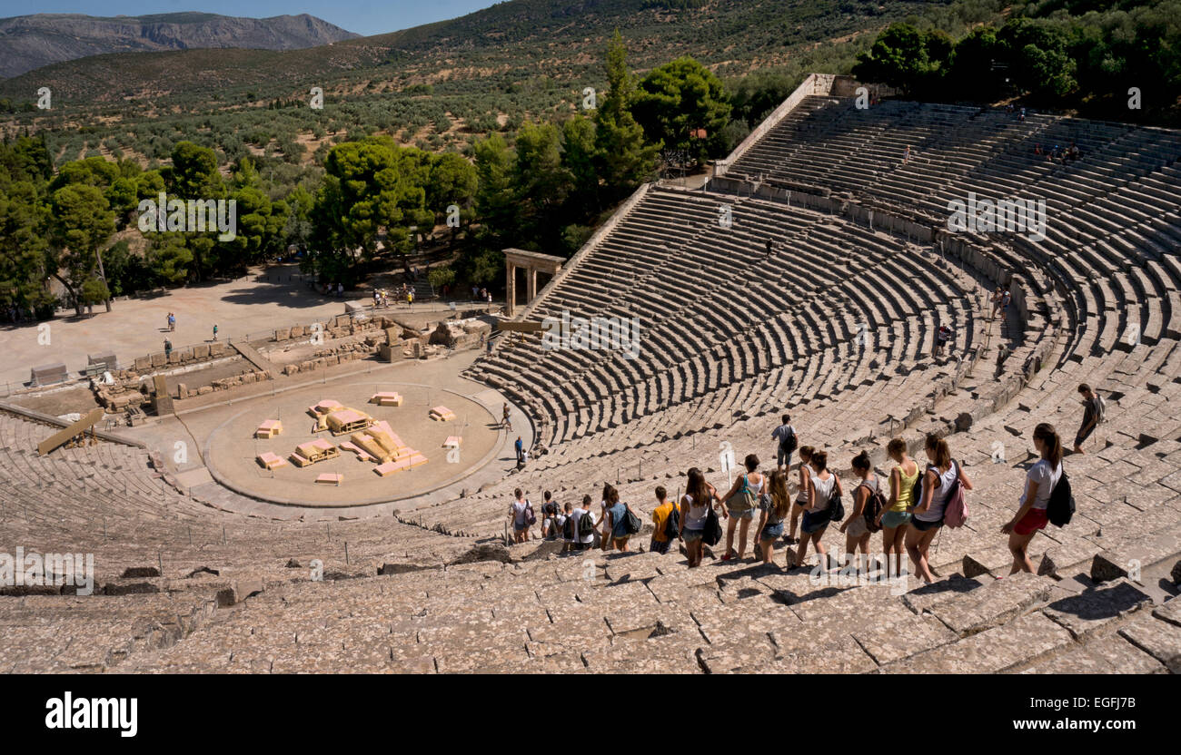 Antike Theater von Epidaurus, Argolis, Peloponnes, Griechenland, Europa Stockfoto