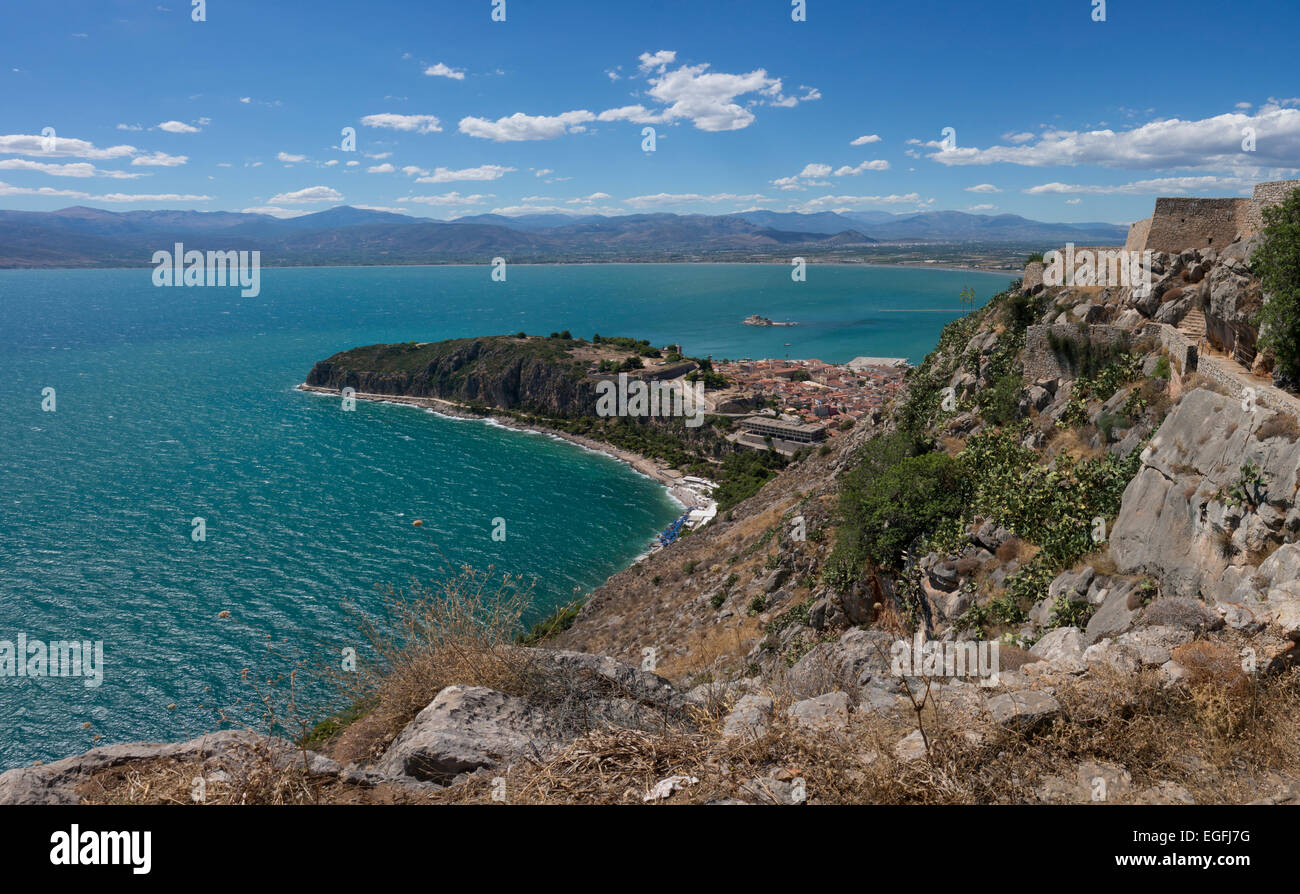 Blick von Palamidi Burg, Nafplio und Argolikos Golf, Argolis, Peloponnes, Griechenland Stockfoto