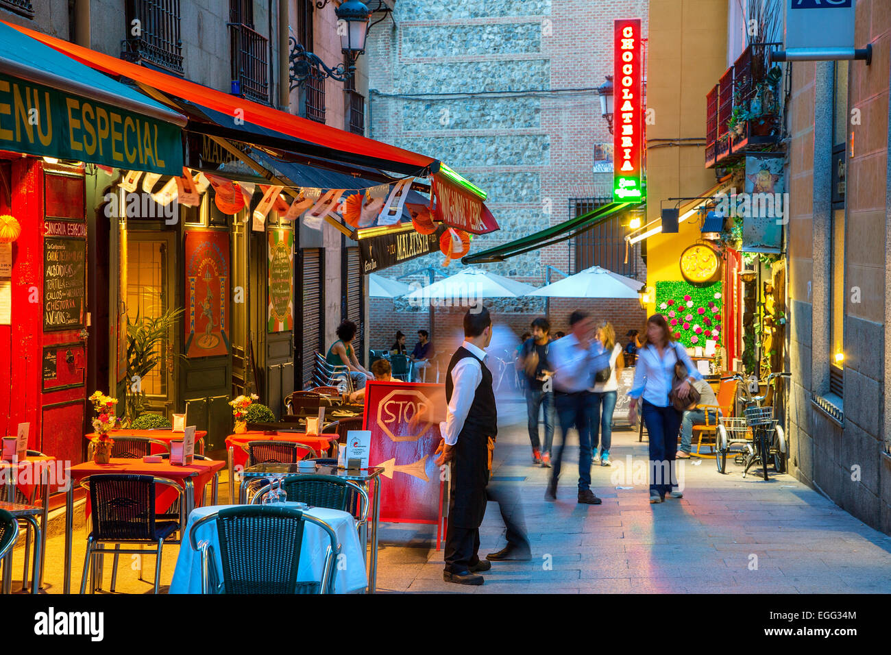 Madrid, Straßencafé in der Nähe von Plaza Mayor Stockfoto