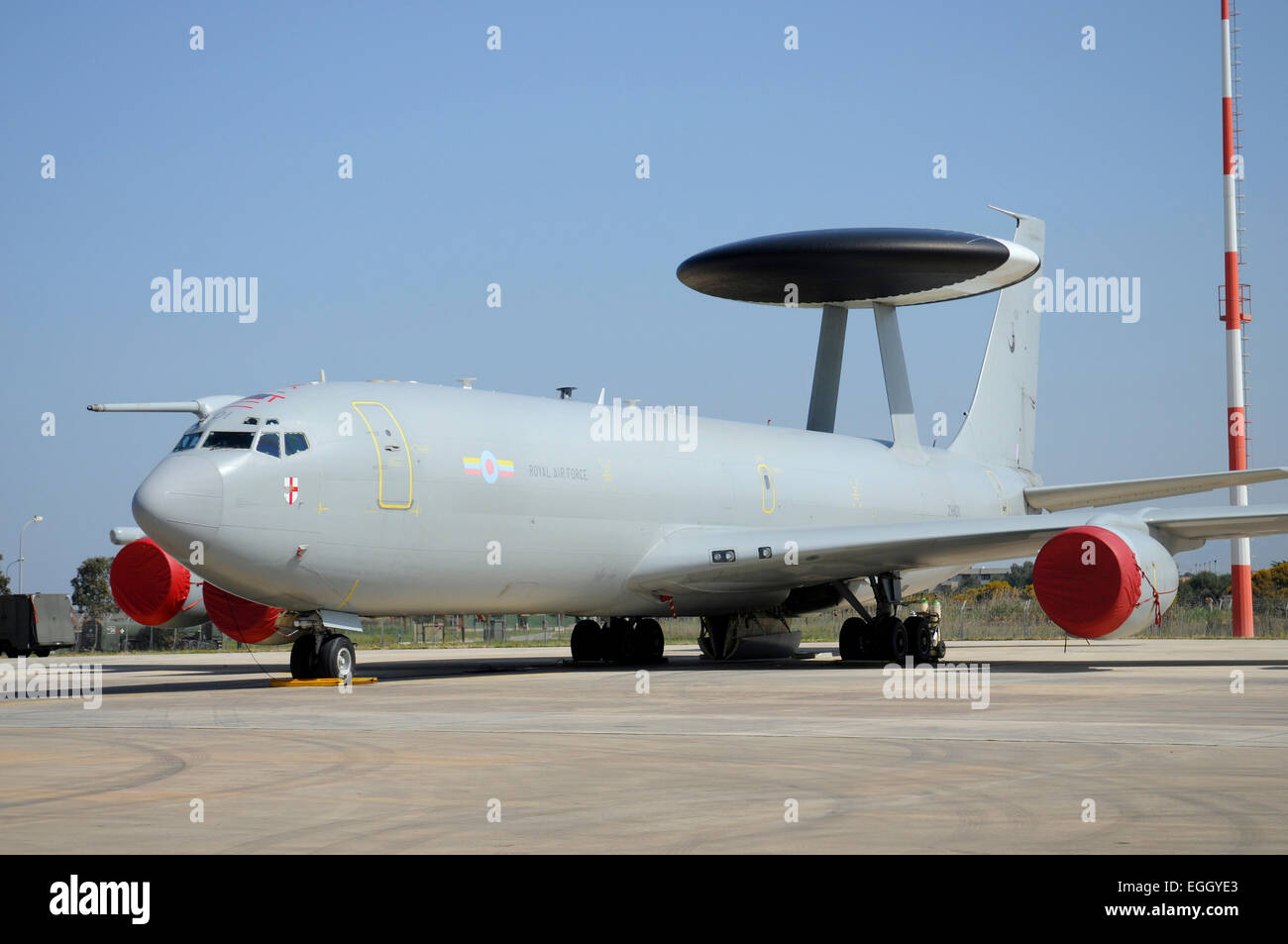 Boeing E-3D AWACS der Royal Air Force auf Trapani, Sizilien, während Operation Unified Protector abgestellt. Stockfoto