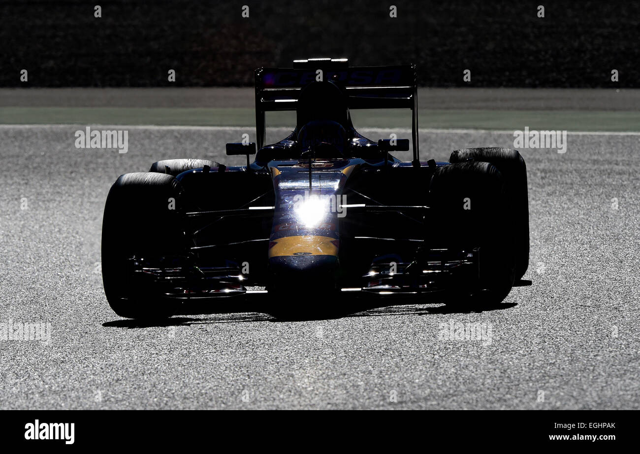 Silhouette eines Formel1 Rennwagens, Scuderia Toro Rosso STR10, Formel-1-Test-Sitzungen, Circuit de Catalunya Stockfoto