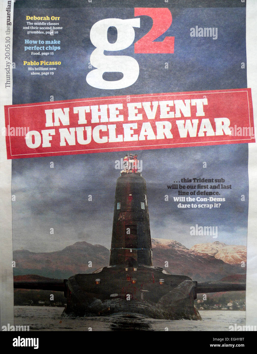 Guardian G2 Abschnitt Schlagzeile auf der Titelseite Trident-u-Boot-Artikel im Falle eines Atomkriegs 20. Mai 2010 Stockfoto