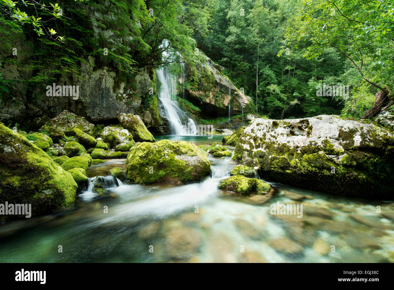 Slowenien, Nationalpark Triglav, Wasserfall, Stockfoto