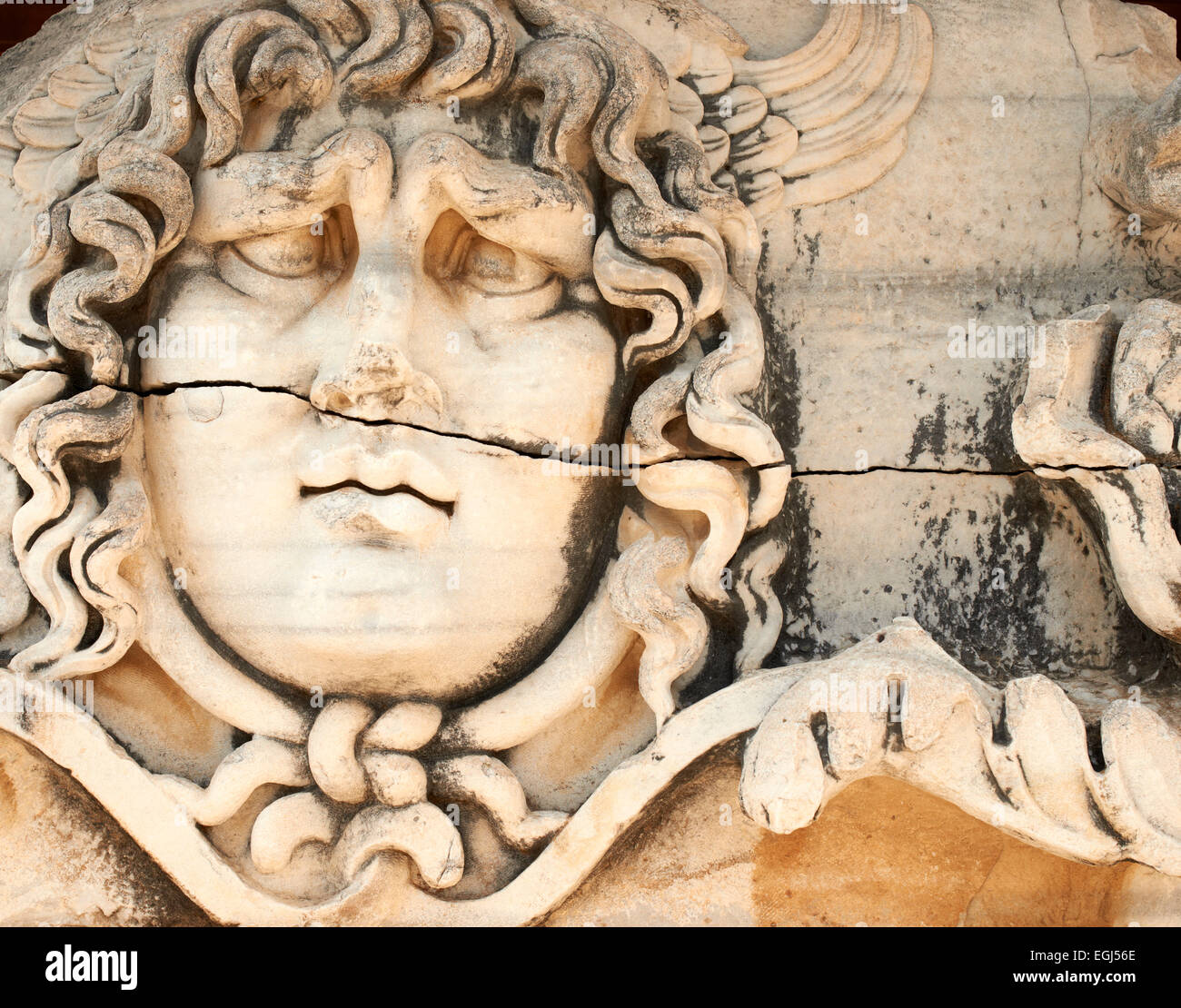 Medusa auf Ruinen des ApolloTempels in Didim Stockfotografie