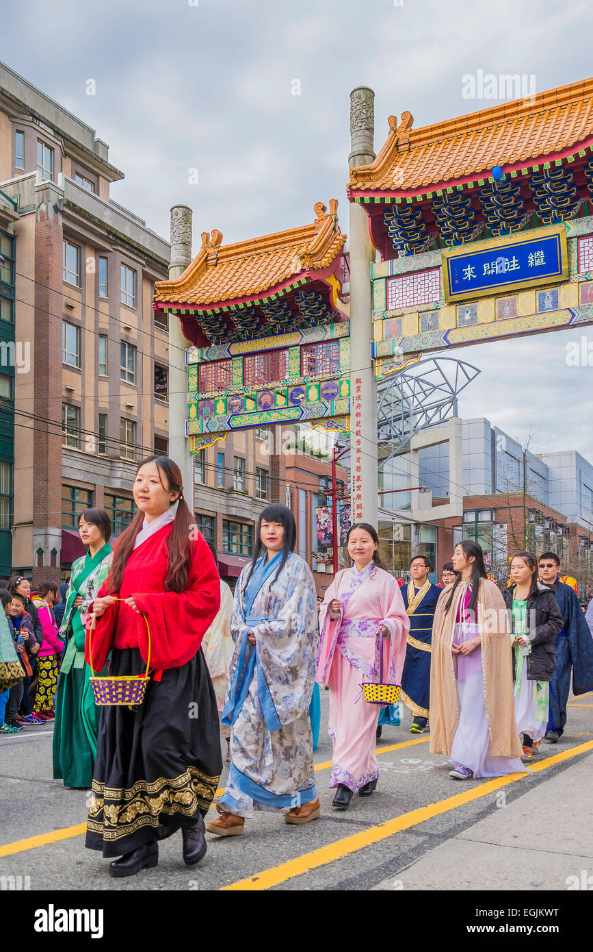 Traditionelle chinesische Kleidung Kleider, 2015 Chinesische Neujahrsparade, Vancouver, Britisch-Kolumbien, Kanada Stockfoto