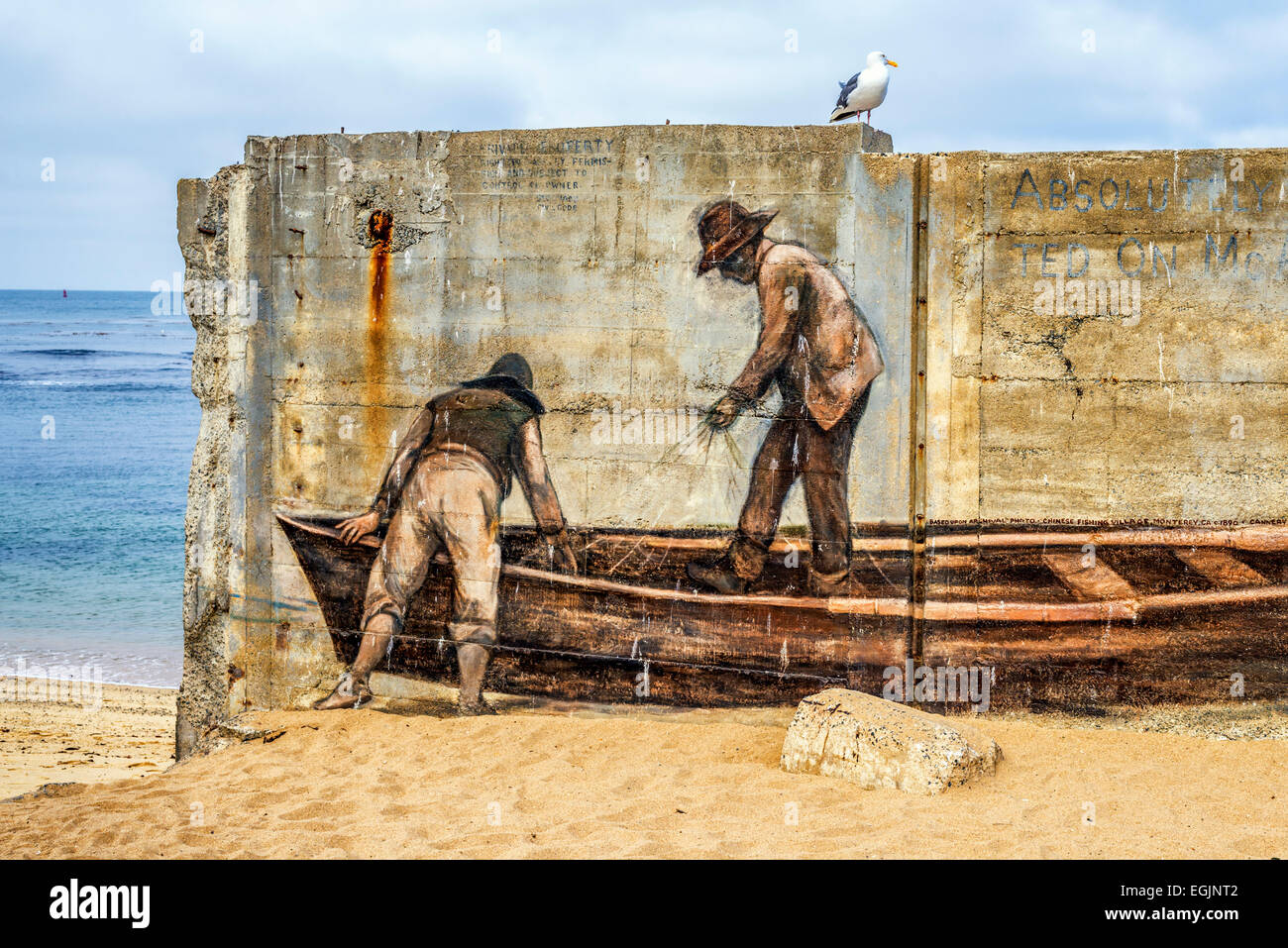 Mosaik auf eine Betonwand McAbee Beach im Zusammenhang mit einem chinesischen Fischerdorf. Monterey, Kalifornien, USA. Stockfoto