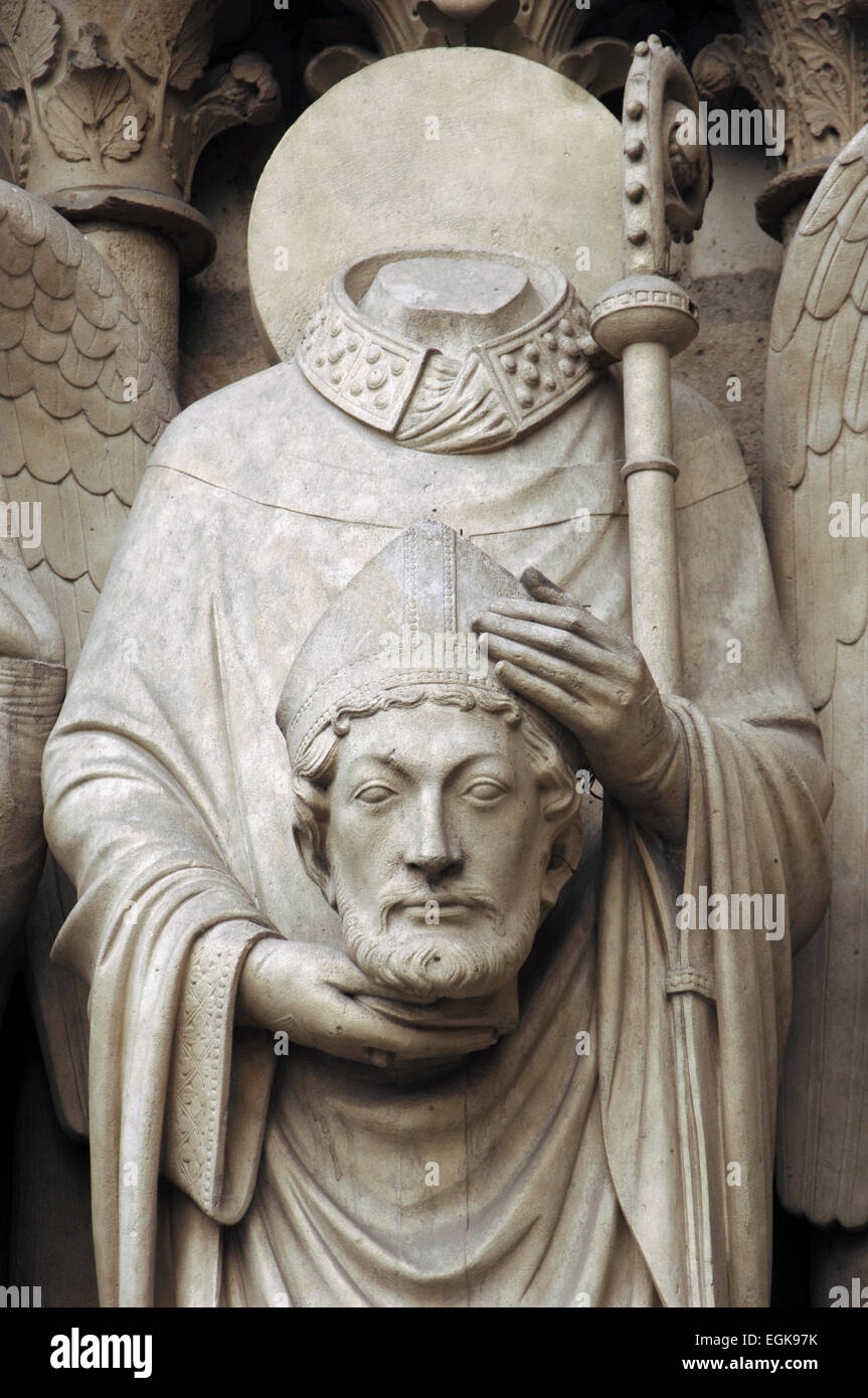 Saint denis holding head sculpture Fotos und Bildmaterial in hoher