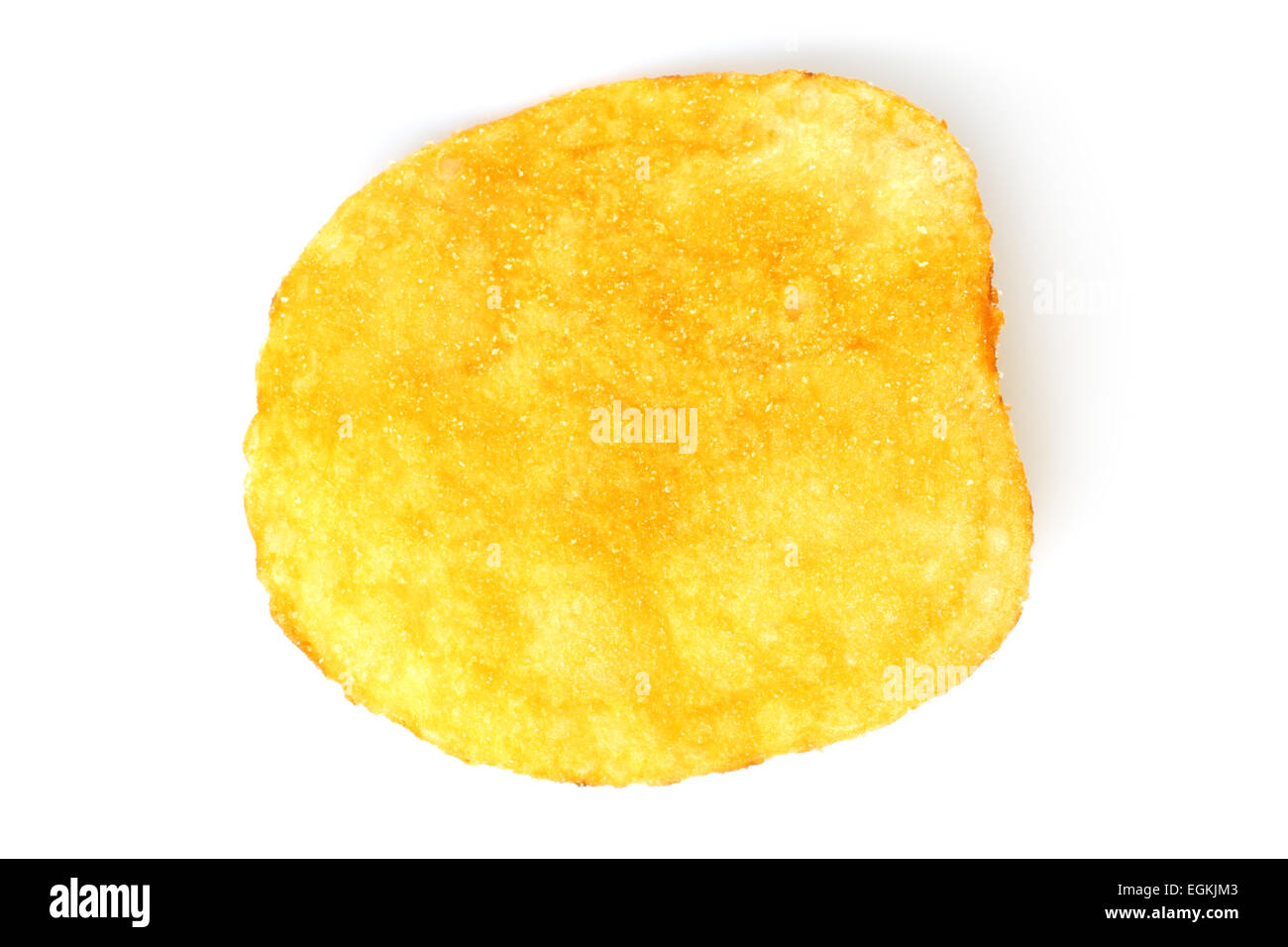Einzigen Kartoffel-Chips auf weißem Hintergrund Nahaufnahme Stockfoto