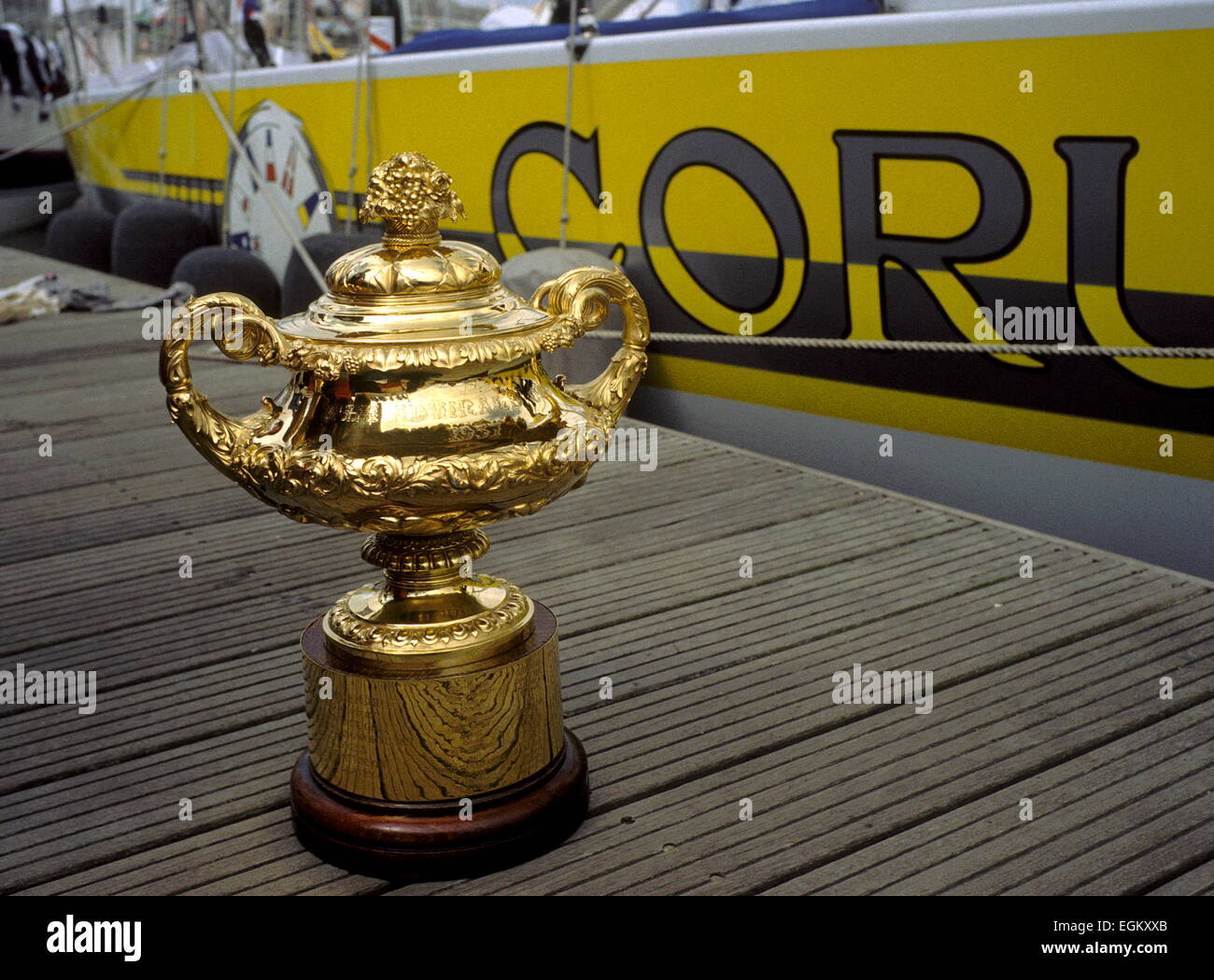 AJAX-NEWS-FOTOS - 1995 - DES ADMIRALS CUP TROPHÄE FÜR DIE VERANSTALTUNG IM JAHR 1957.  FOTO: JONATHAN EASTLAND/AJAX REF: HDD/TRO/ADMIRAL CUP/1995 Stockfoto