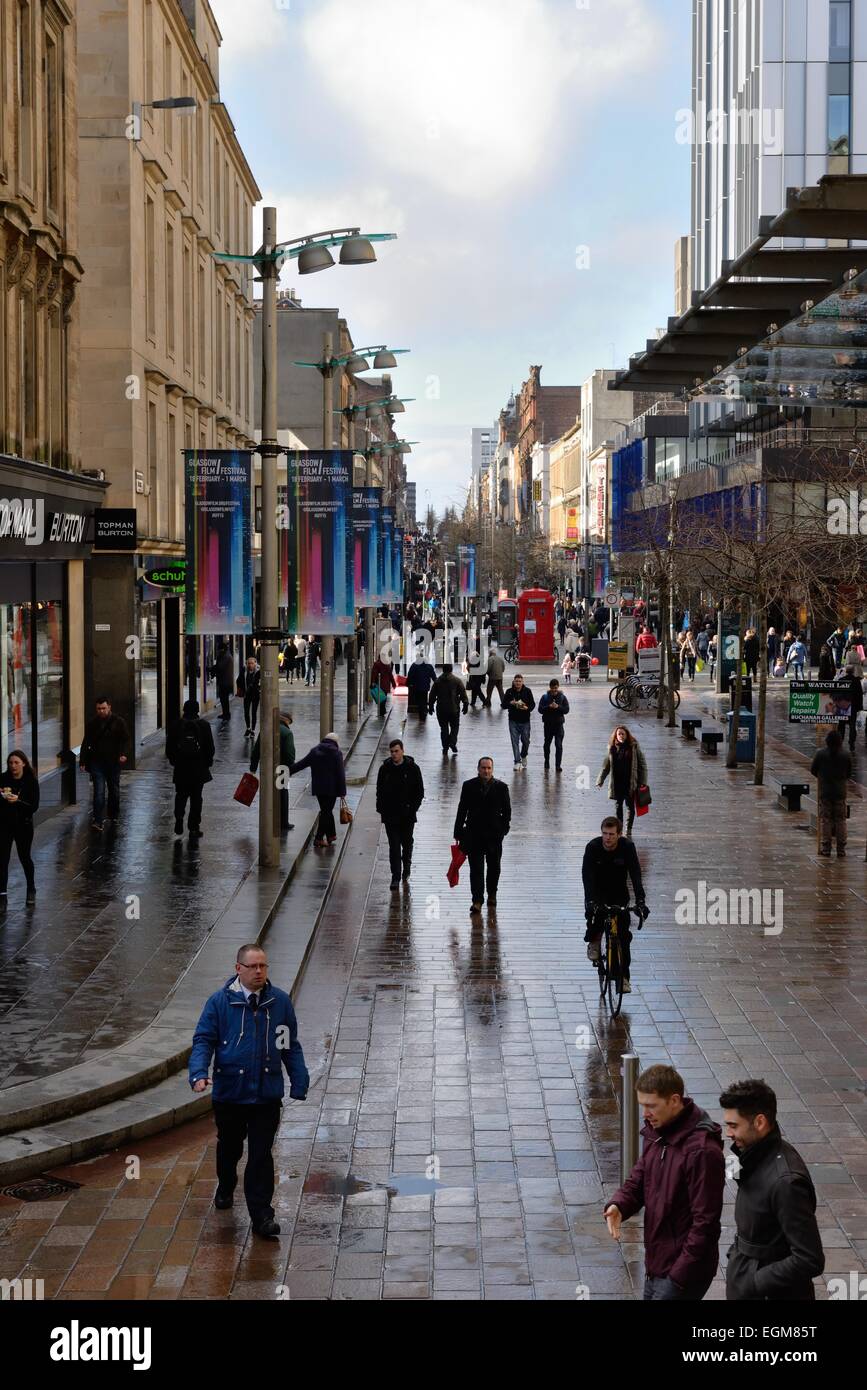 Menschen auf der Sauchiehall Street Fußgängerzone, Glasgow, Schottland, UK Stockfoto