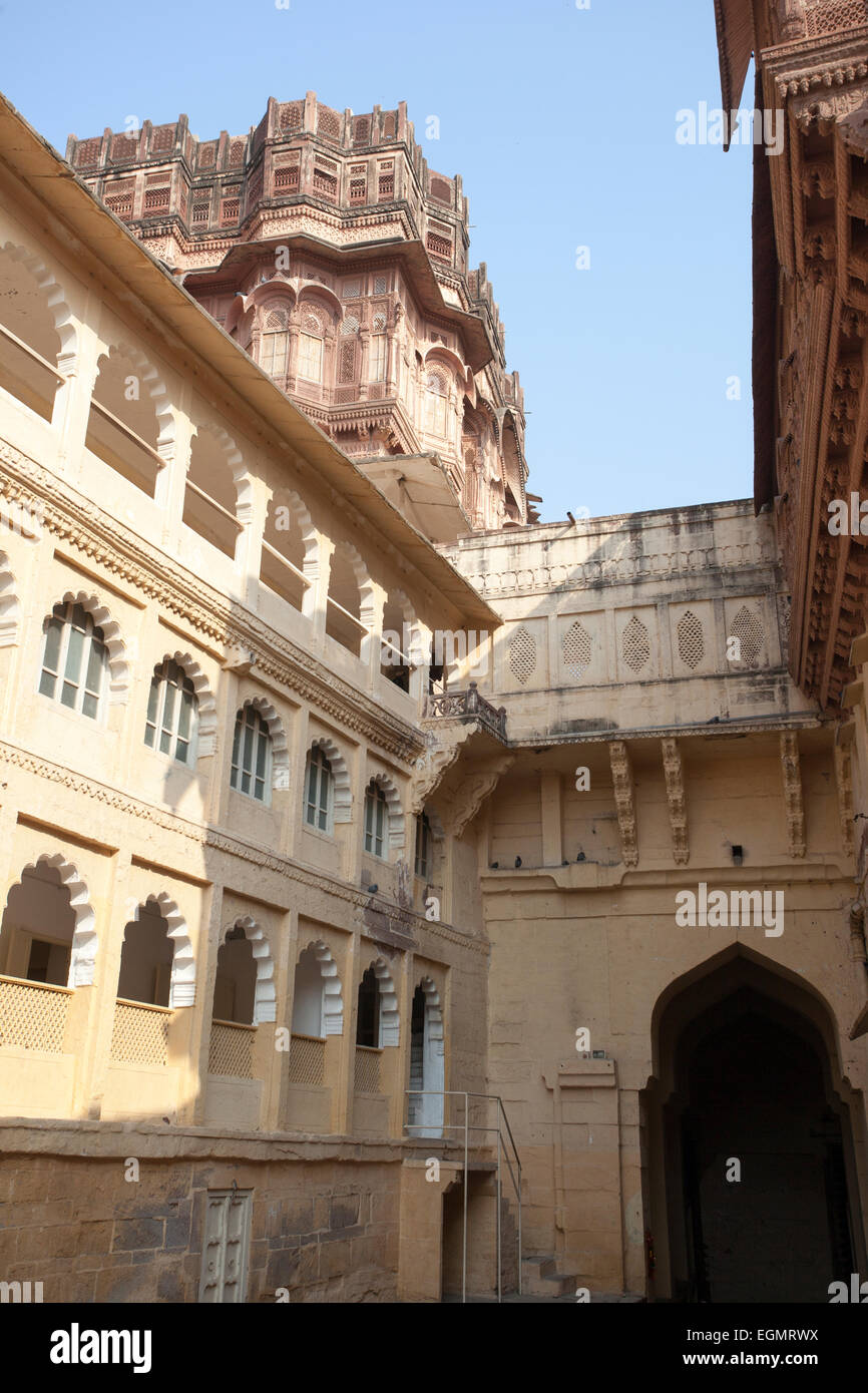 Mehrangarh Fort (Hindi: मेहरानगढ़ का किला), befindet sich in Jodhpur, Rajasthan Stockfoto