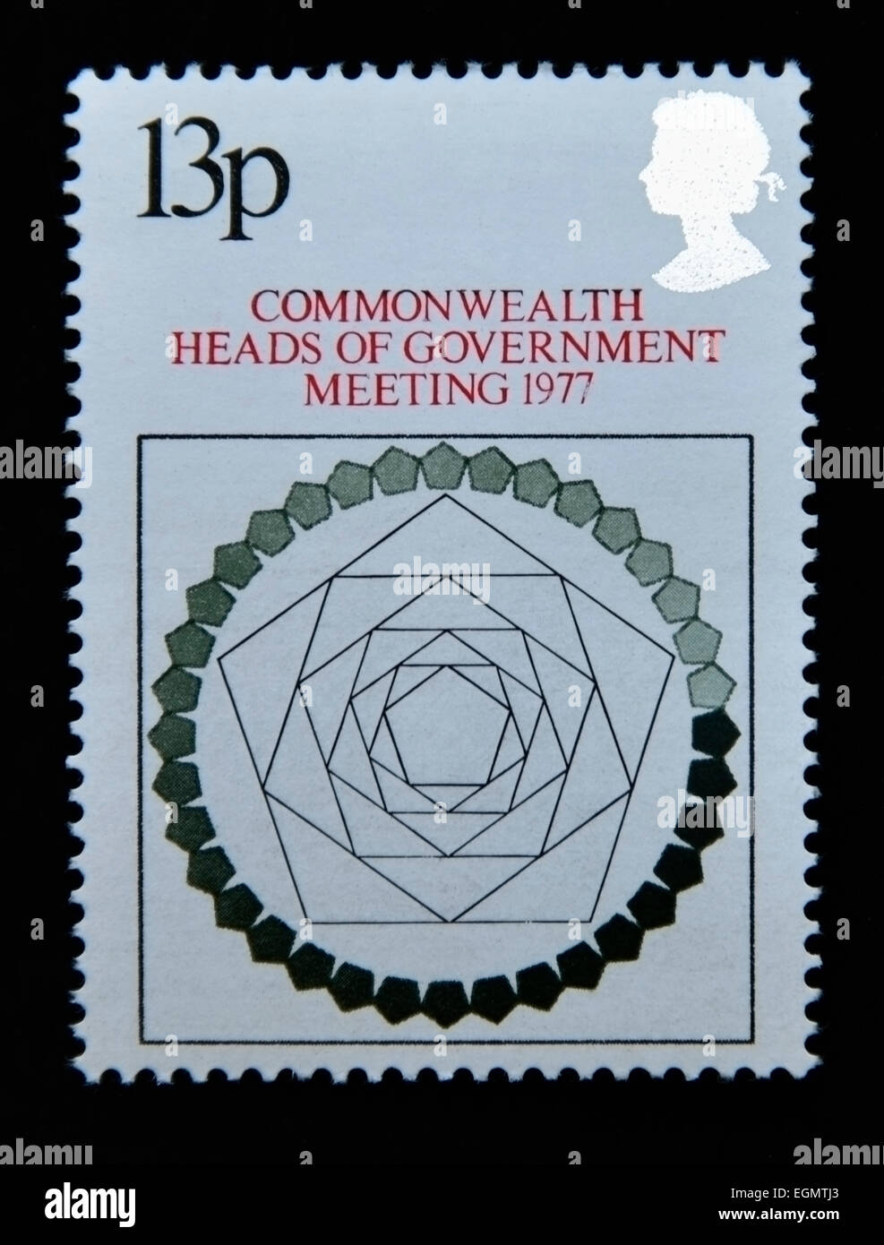 Briefmarke. Great Britain. Königin Elizabeth II. 1977. Commonwealth Staats-und Regierungschefs, London. Zusammenkunft der Nationen Stockfoto