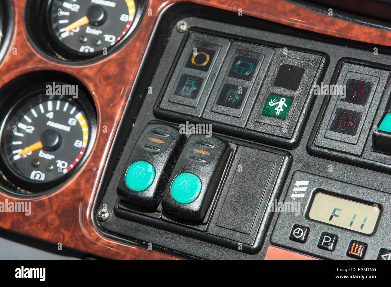 Detail-Foto des Bus-Dashboards. Stockfoto