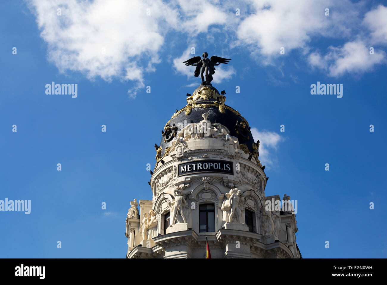 Metropolis Gebäude oder Edificio Metrópolis (Spanisch) ist ein Bürogebäude in Madrid, Spanien, Ecke Calle de Alcalá Stockfoto