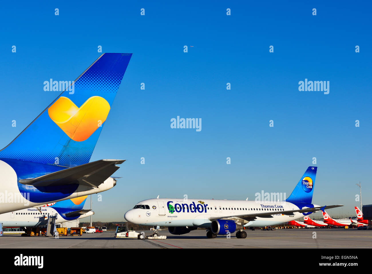 Condor, Push back, LKW, Verkehr, Flughafen, Stockfoto