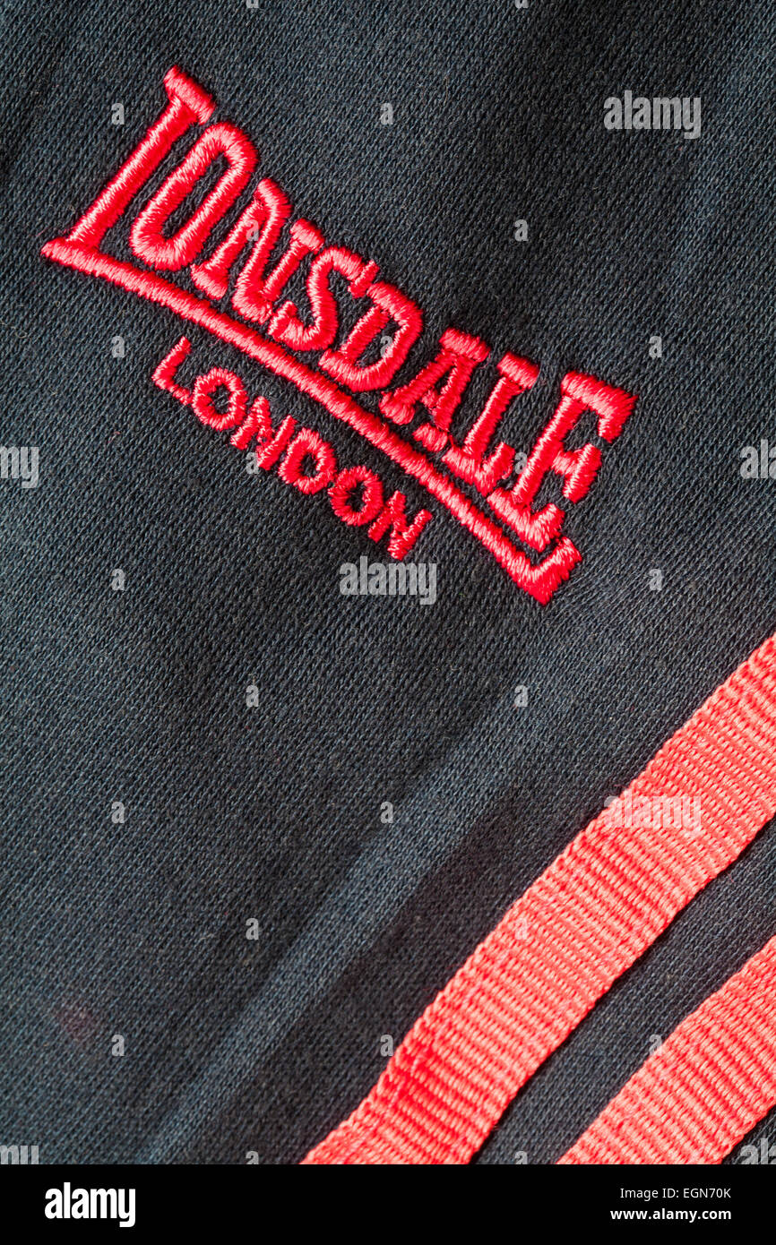 Lonsdale London Logo auf Trainingsanzug Böden Stockfoto