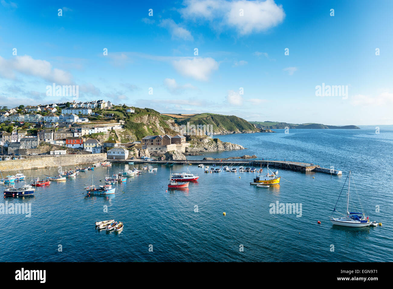 Der Hafen von Mevagissey ein traditioneller Fischerhafen in Cornwall Stockfoto