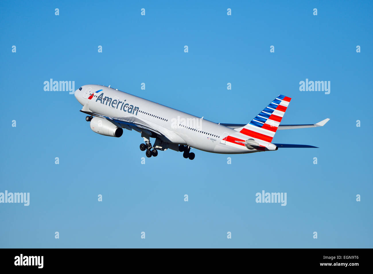American Airlines Boeing b 767, ausziehen, nehmen, Start, Flugzeuge, Stockfoto