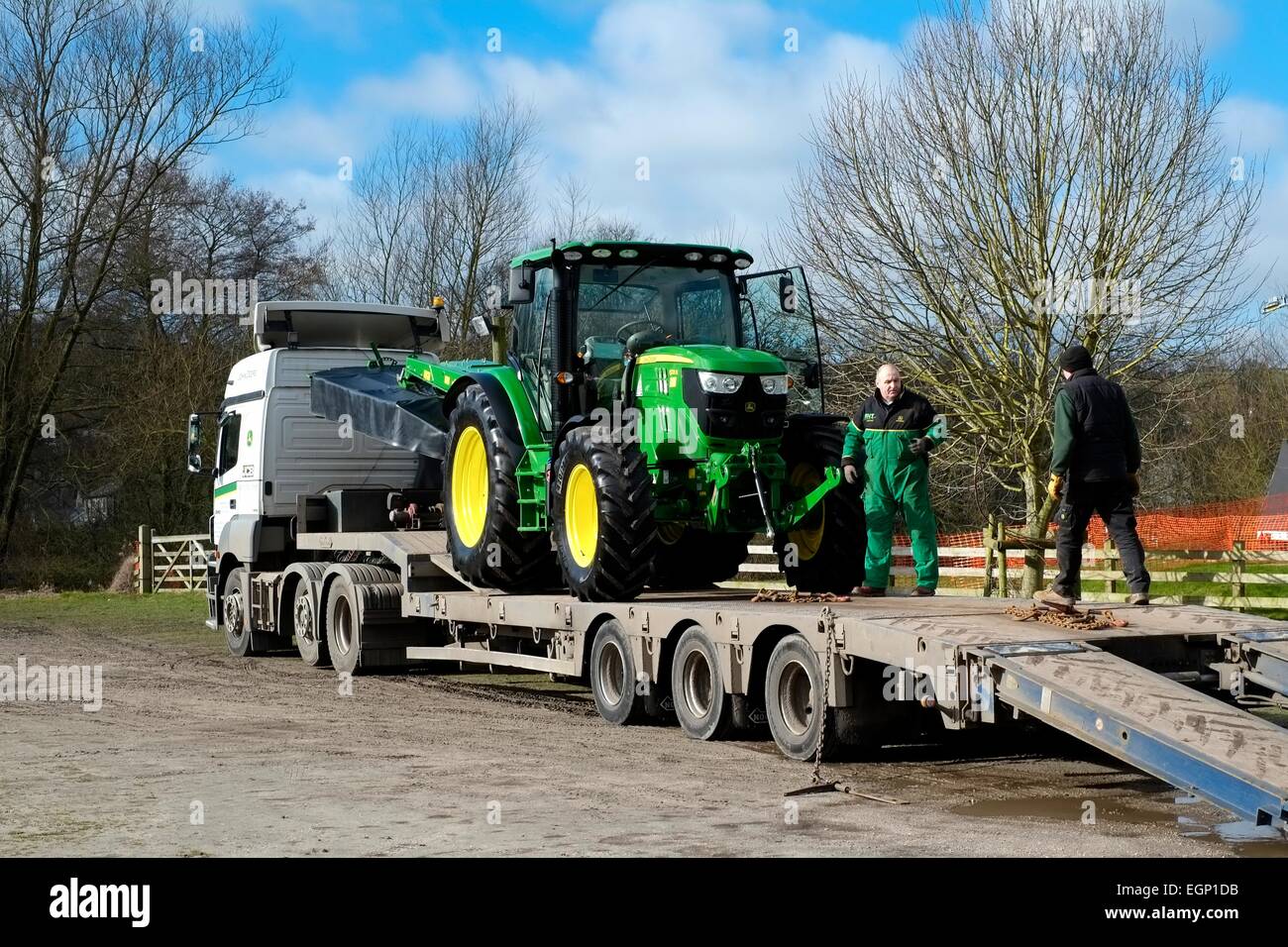 Traktor Mit Tieflader