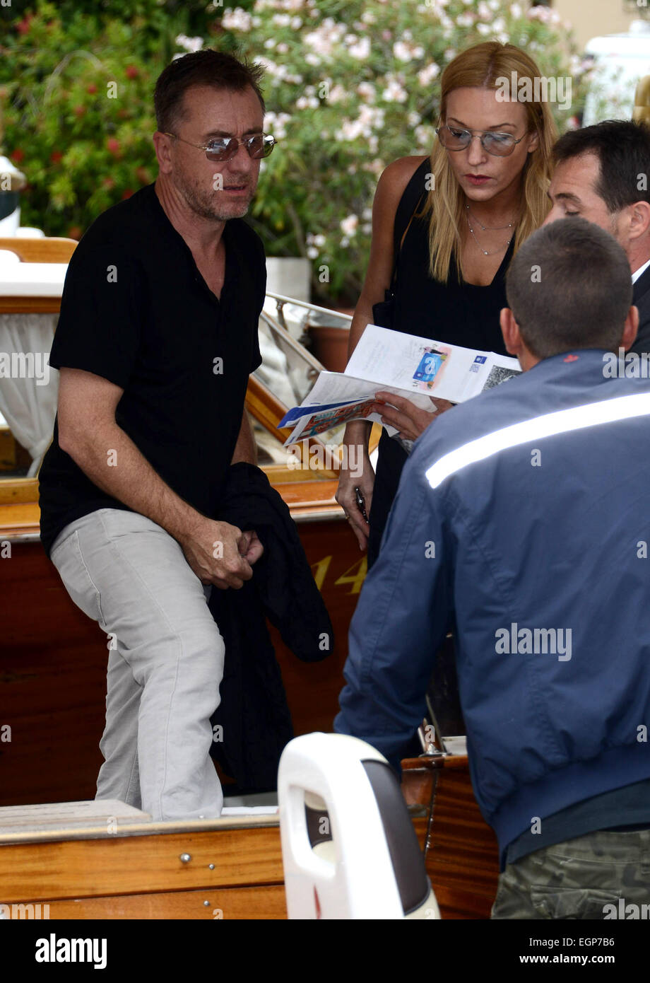 Tim Roth und Frau Nikki Butler gesichtet, Ankunft zum 71. Filmfestival von Venedig, die Morgen beginnt (27 Aug 14).  Mitwirkende: Tim Roth, Nikki Butler wo: Venedig, Italien bei: 26. August 2014 Stockfoto
