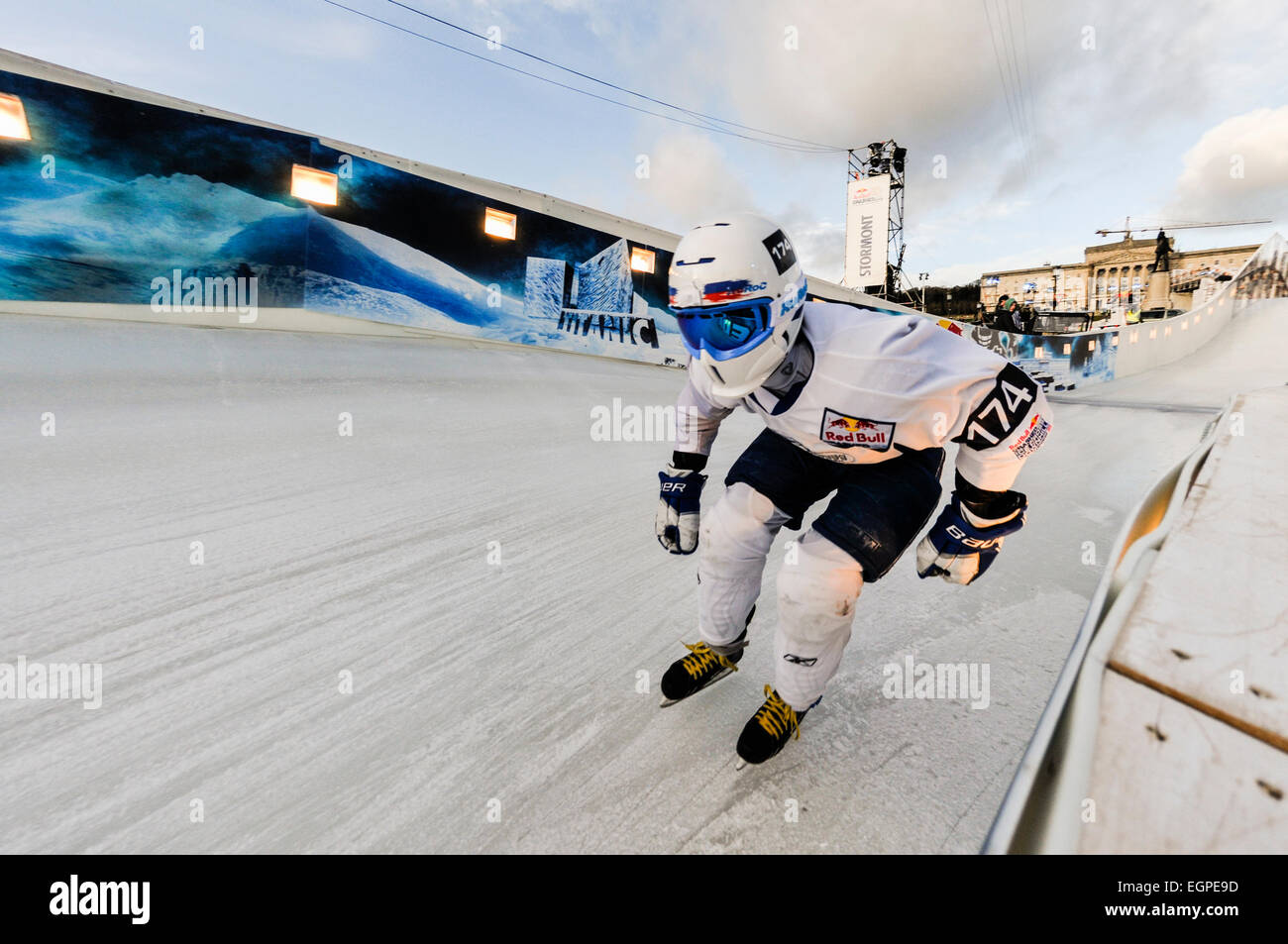 Belfast, Nordirland. 20.02.2015 - Praktiken Red Bull Crashed Eis Team-Wettbewerb Stockfoto