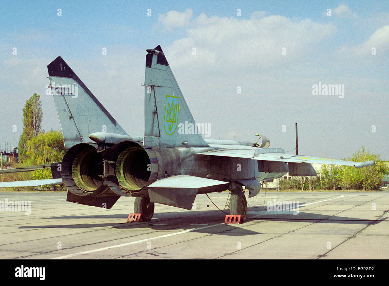 Überschall Allwetter-Kämpfer-Abfangjäger MiG-25PD ukrainische Luftwaffe. Air Base in der Stadt Dnepropetrowsk. 1994. Stockfoto