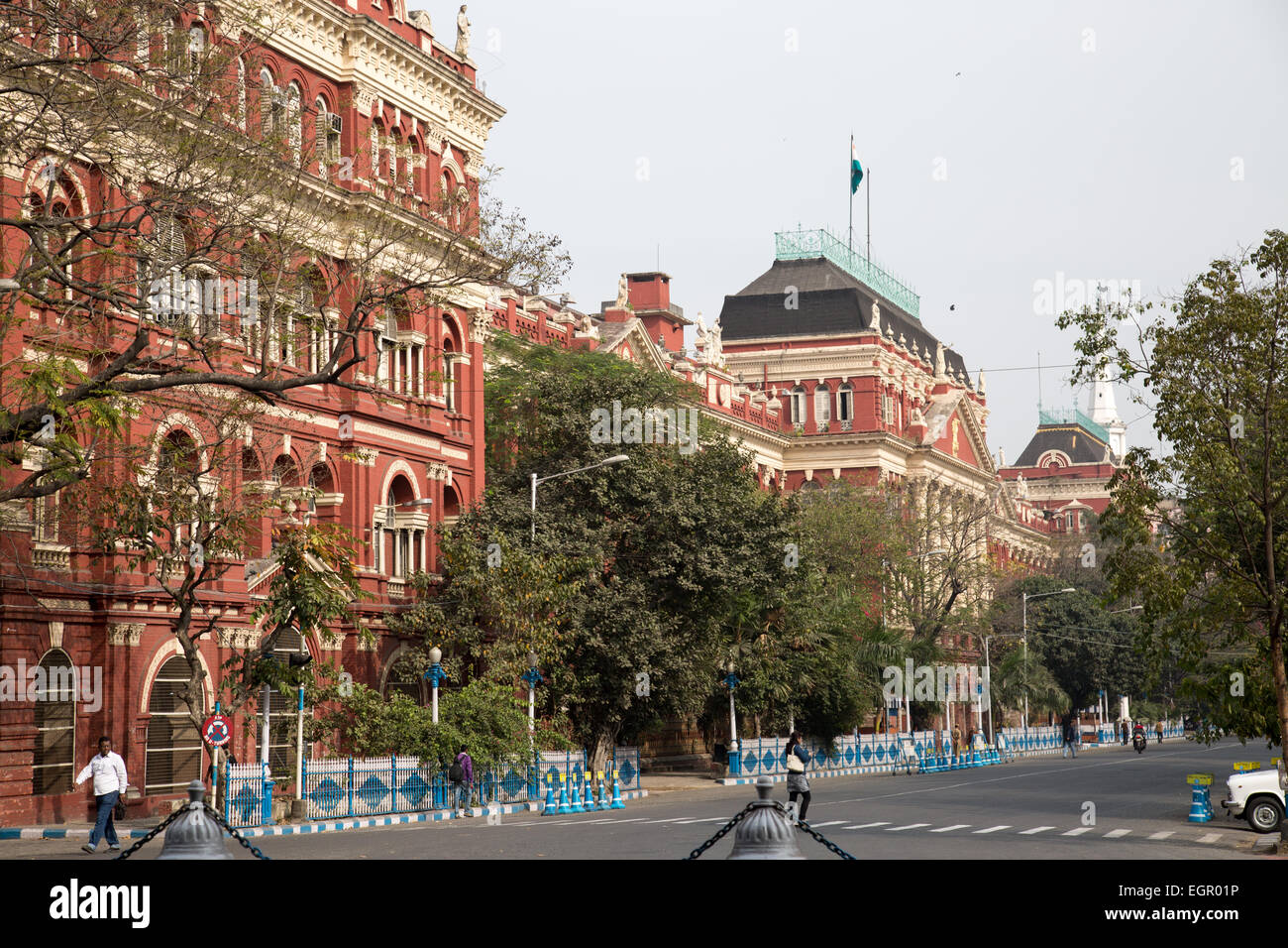 Fassade eines hohen Gebäudes, Kalkutta, Kolkata, Stockfoto