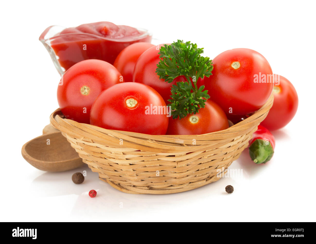 Tomaten-Soße, die isoliert auf weißem Hintergrund Stockfoto