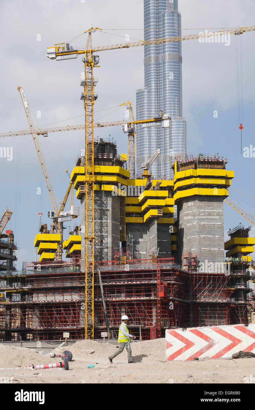 Neue Wolkenkratzer im Bau in Dubai Vereinigte Arabische Emirate Stockfoto
