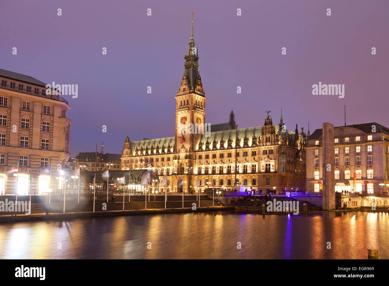 Rathaus und Kleine Alster-Kanal, Hamburg, Deutschland, Europa Stockfoto