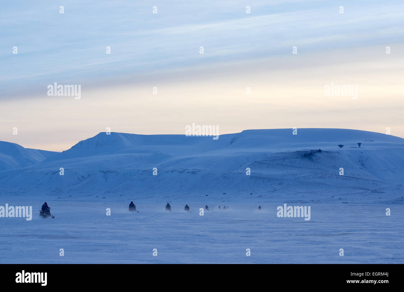 Schneemobil-Safari, Svalbard Stockfoto