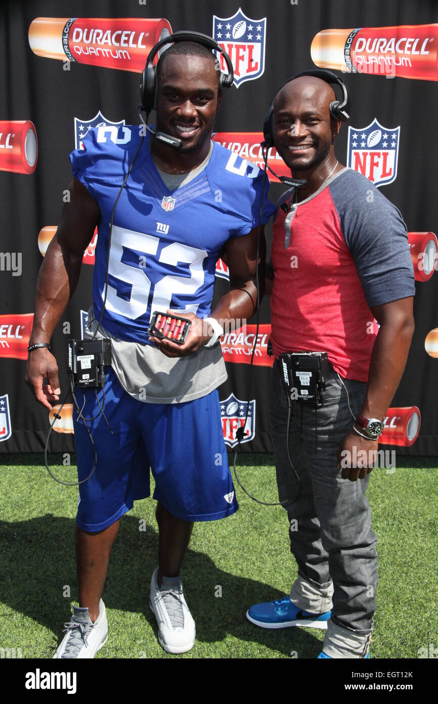 Taye Diggs und Profi-Fußballer Jon Beason bei der interaktiven Tour von MetLife Stadium mit: Jon Beason, Taye Diggs wo: East Rutherford, New Jersey, USA als: 28. August 2014 Stockfoto