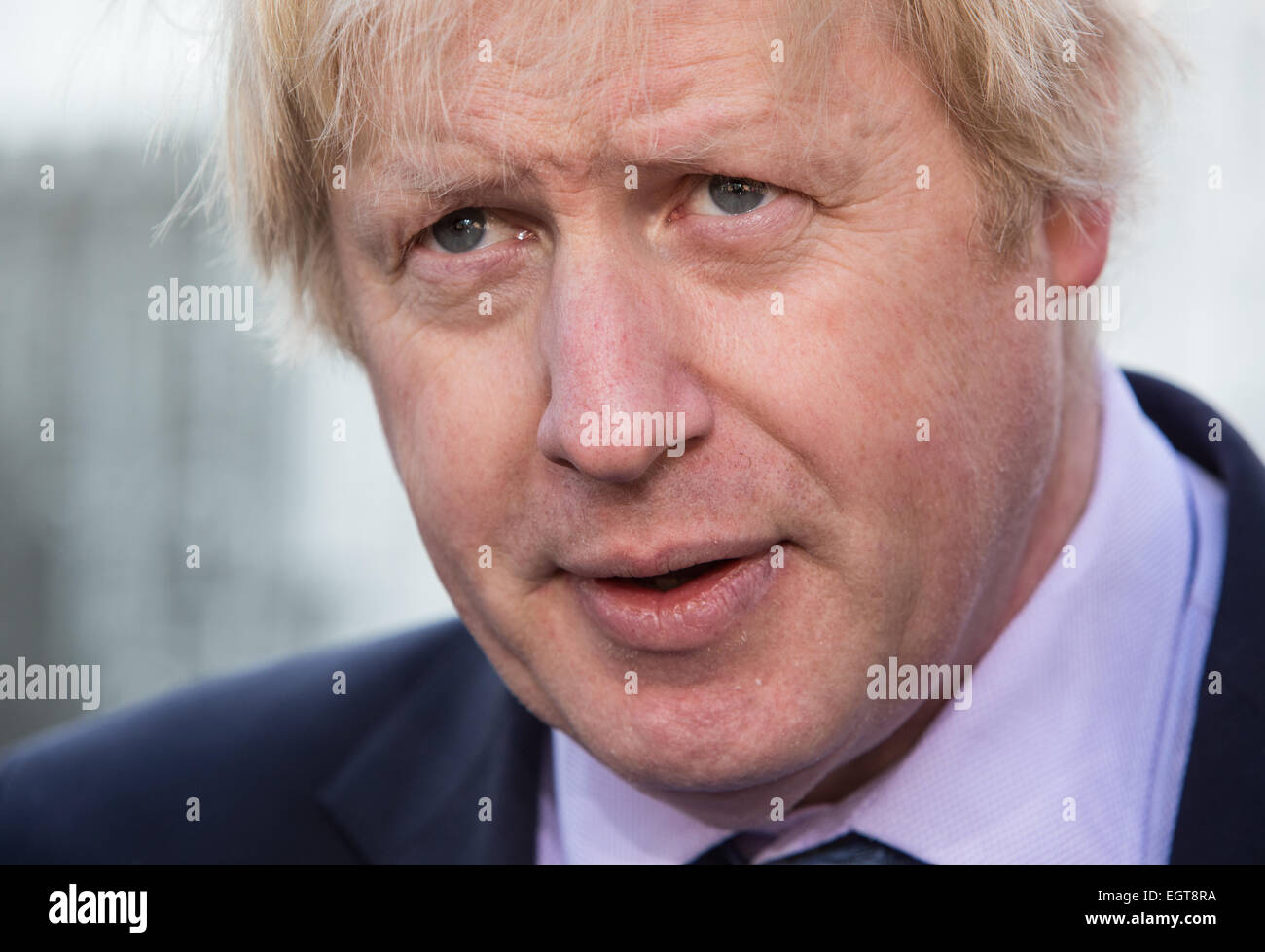 Londoner Bürgermeister Boris Johnson, spricht bei einer Veranstaltung zur Förderung Fahrradverleih in London Stockfoto