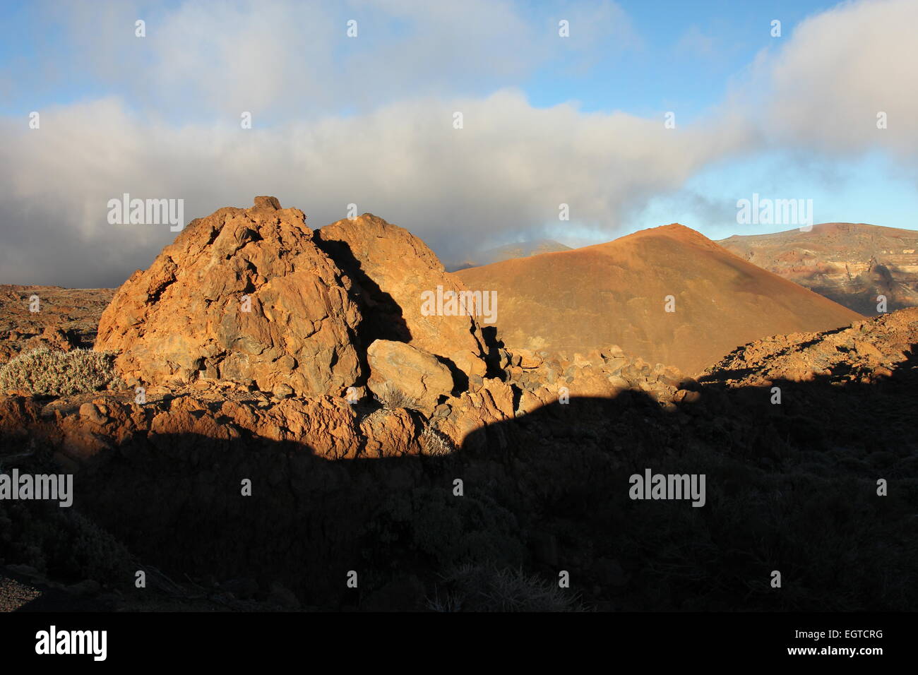 Vulkanlandschaft Teide Teneriffa Abendlicht Schatten Mars Mondlandschaft Stockfoto