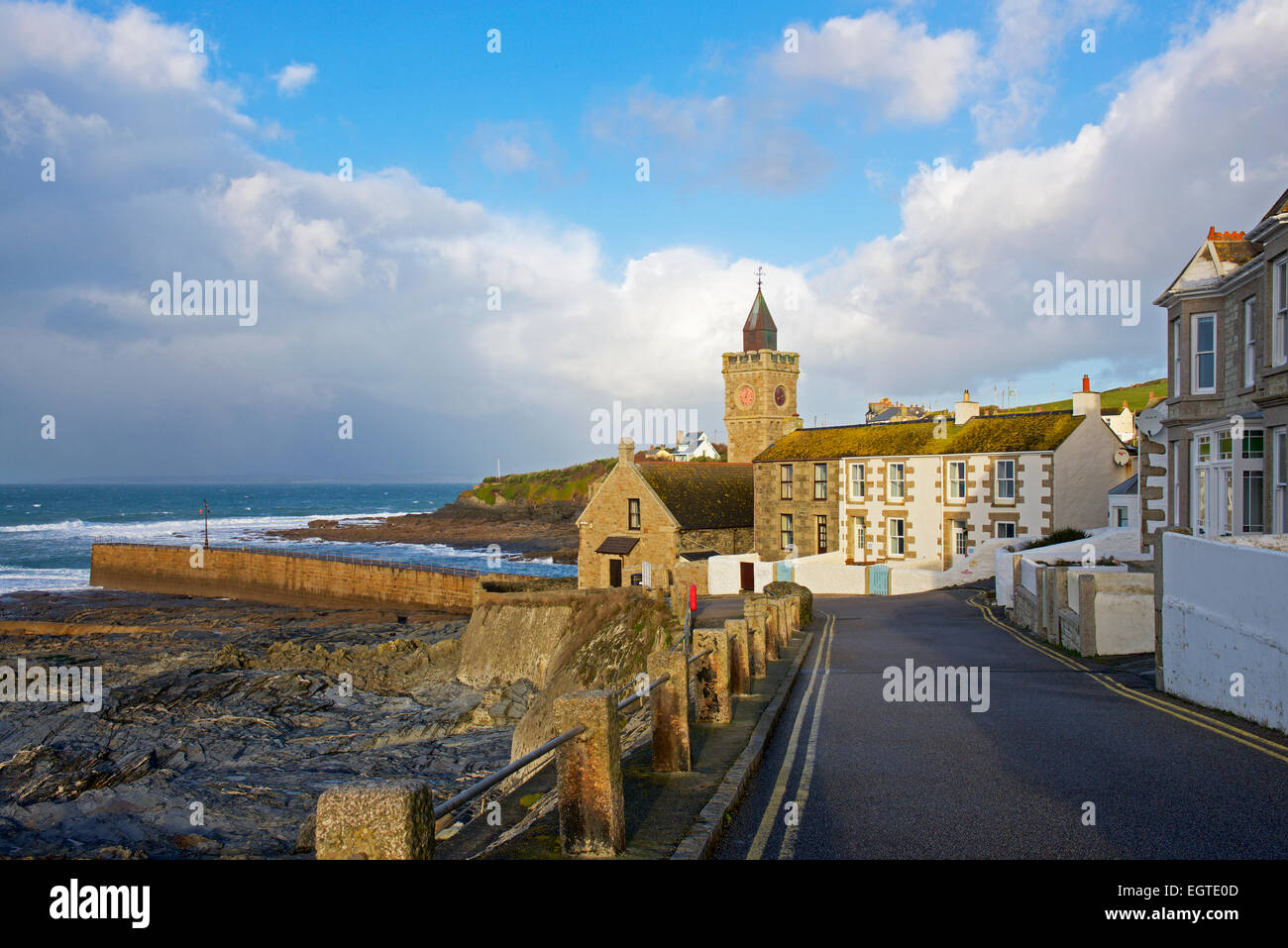 Der Uhrturm, Hafendamm, Cornwall, England UK Stockfoto