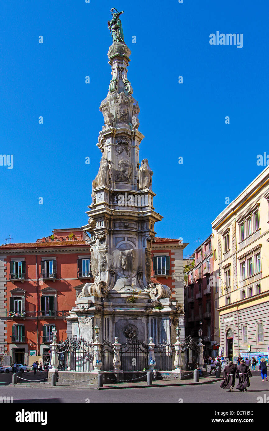 Italien-Naples Spire der Unbefleckten Gesu Nuovo Platz Stockfoto