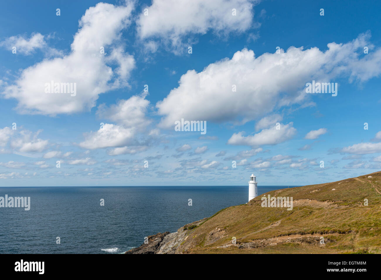 Trevose Head Leuchtturm in der Nähe von Padstow Nordküste Cornish Cornwall England Stockfoto