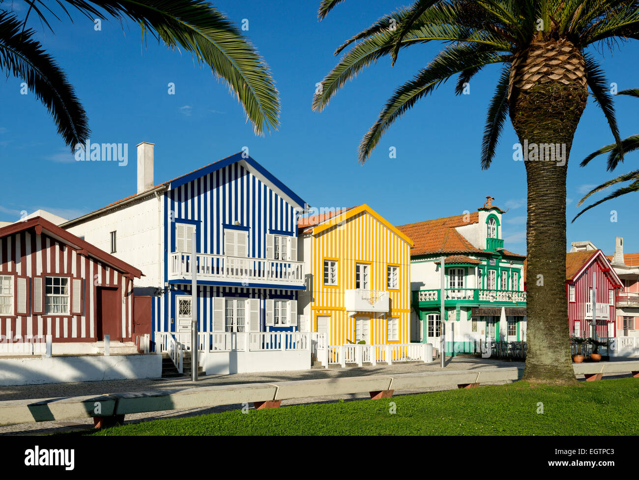 Portugal, Beira Litoral, Costa da Prata, Häuser in Costa Nova Dorf Stockfoto