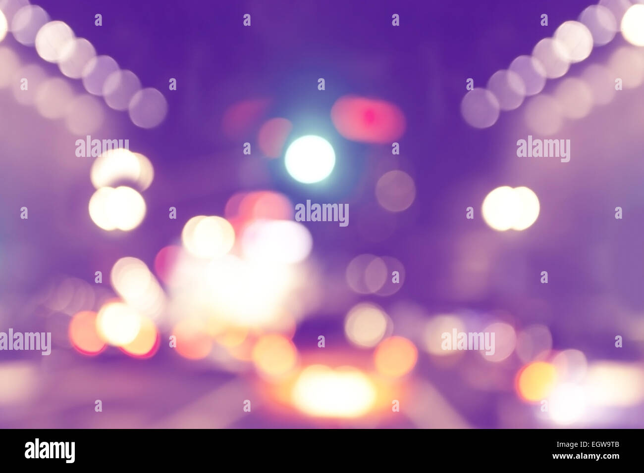 Städtischen abstrakte Hintergrundunschärfe, Stadt und Ampeln. Stockfoto