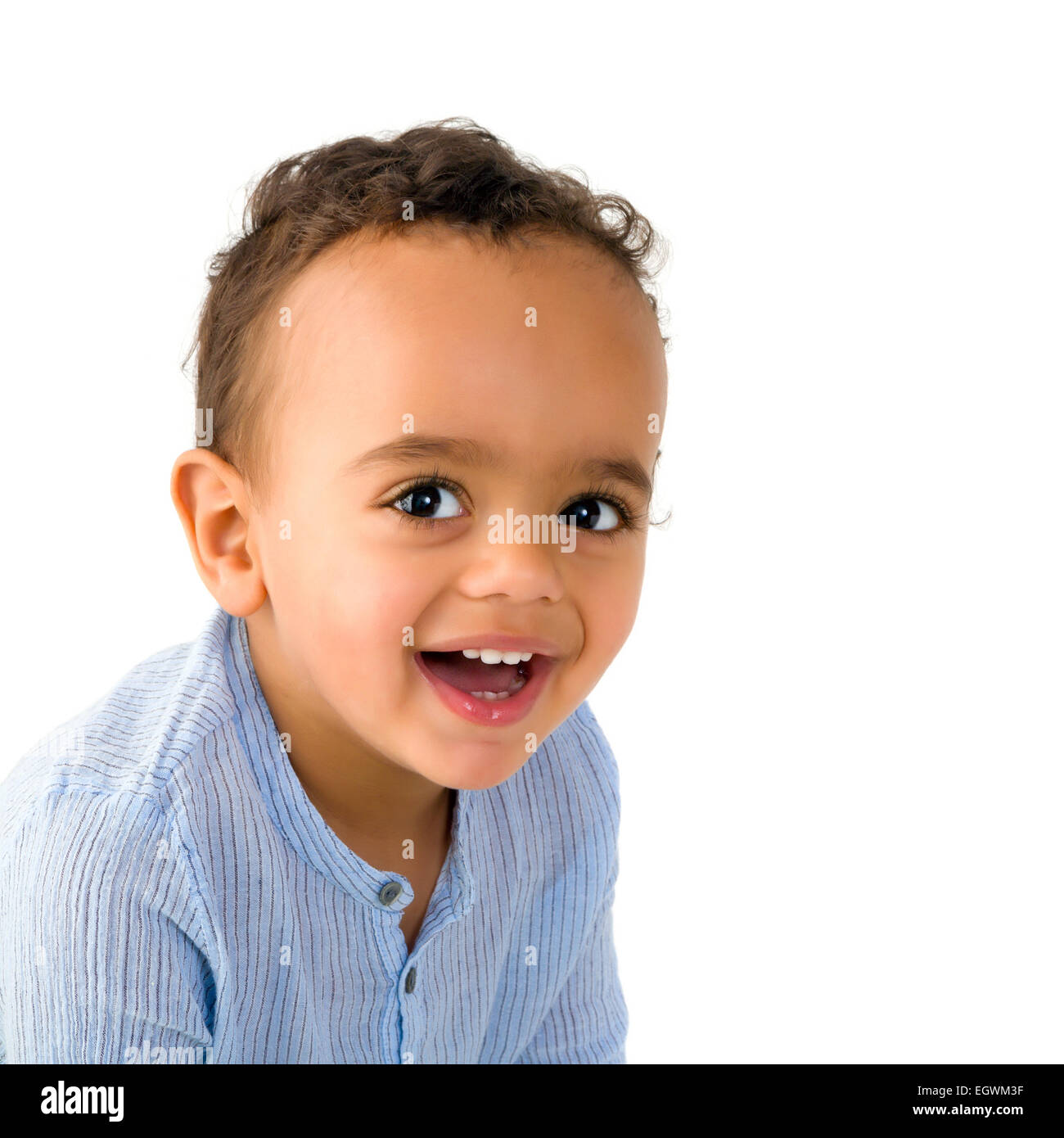 Freche Augen eines 18 Monate alten Mischlinge Kleinkind Jungen Stockfoto