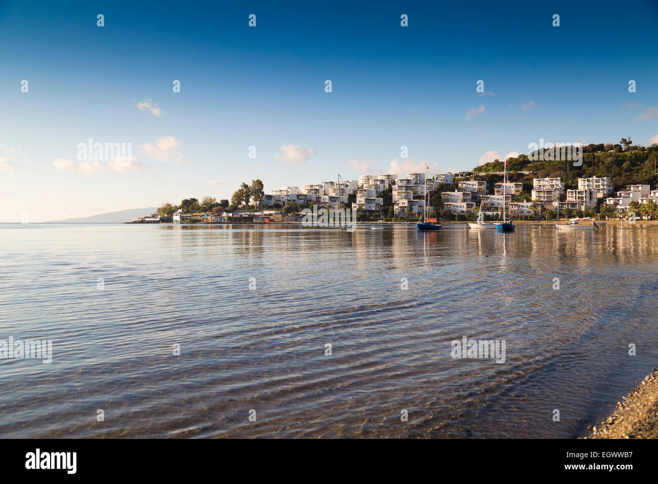 Bodrum, ein sehr beliebtes Reiseziel im Sommer auf der ägäischen Küste der Türkei, türkische Riviera Stockfoto